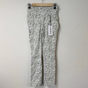 Daily Sports Women's Print Magic Pants Golf 7/8 Stretch Green White Leaf 2 NEW